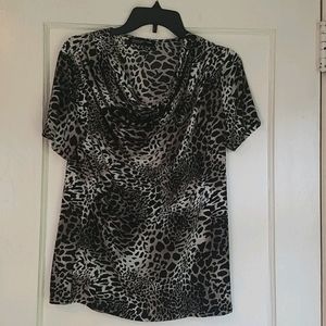 Jones New York Collection Leopard print top